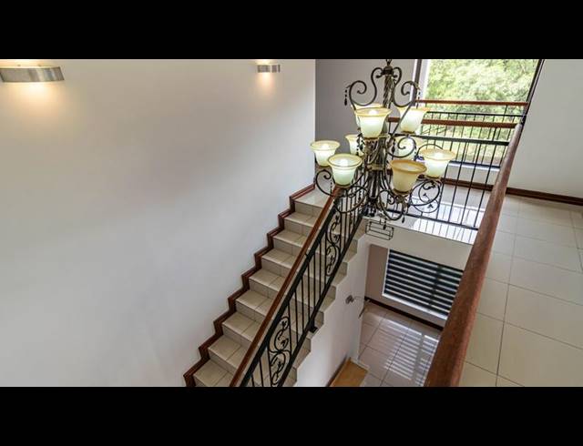 5 BEDROOM HOUSE FOR SALE IN MIDLANDS ESTATE